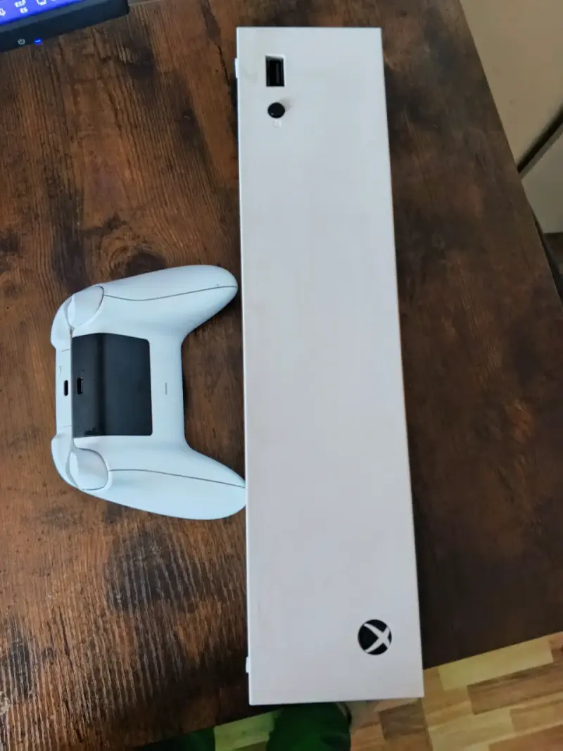 Consola Xbox Series S con control - 2