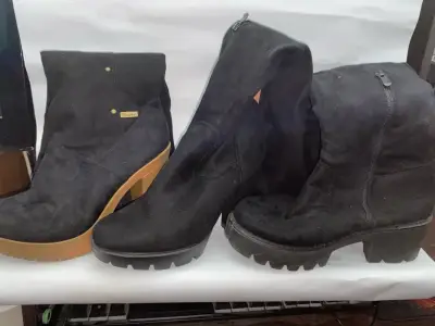 Botines negros de gamuza - miniatura 3