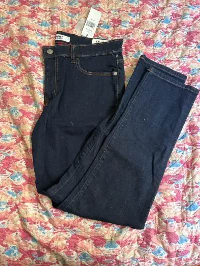 Jeans Tommy azul oscuro nuevos - miniatura 1