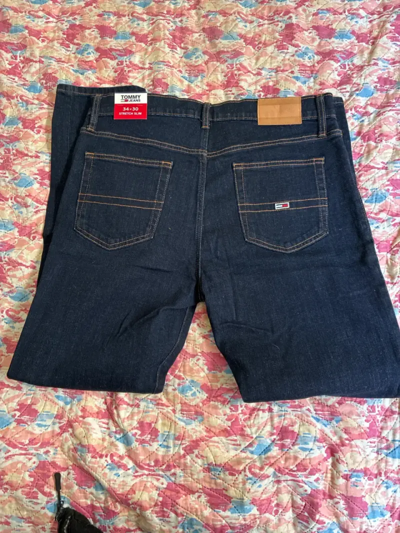 Jeans Tommy azul oscuro nuevos - 5