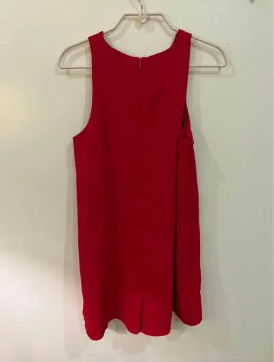 Vestido enterito rojo sin mangas - miniatura 1