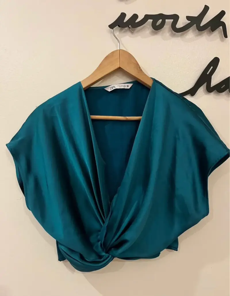 Blusa verde esmeralda
