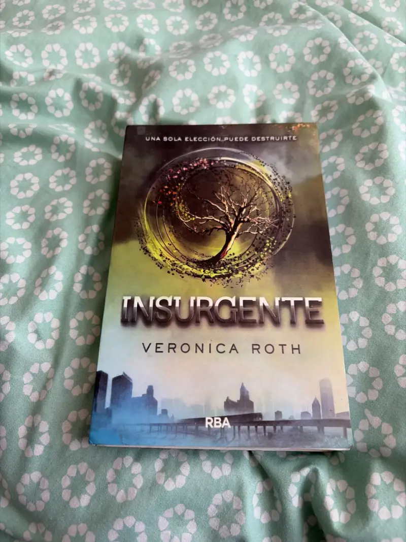 Trilogía Divergente de Veronica Roth - 3