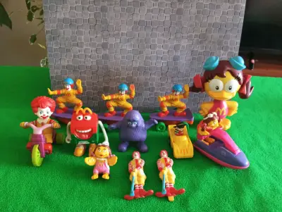 Colección juguetes McDonald's - miniatura 1