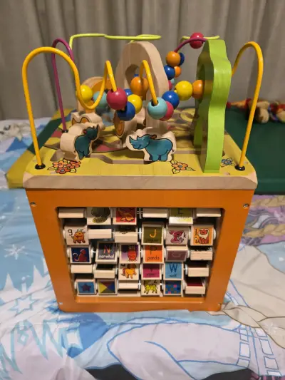 Centro de actividades para niños - miniatura 4