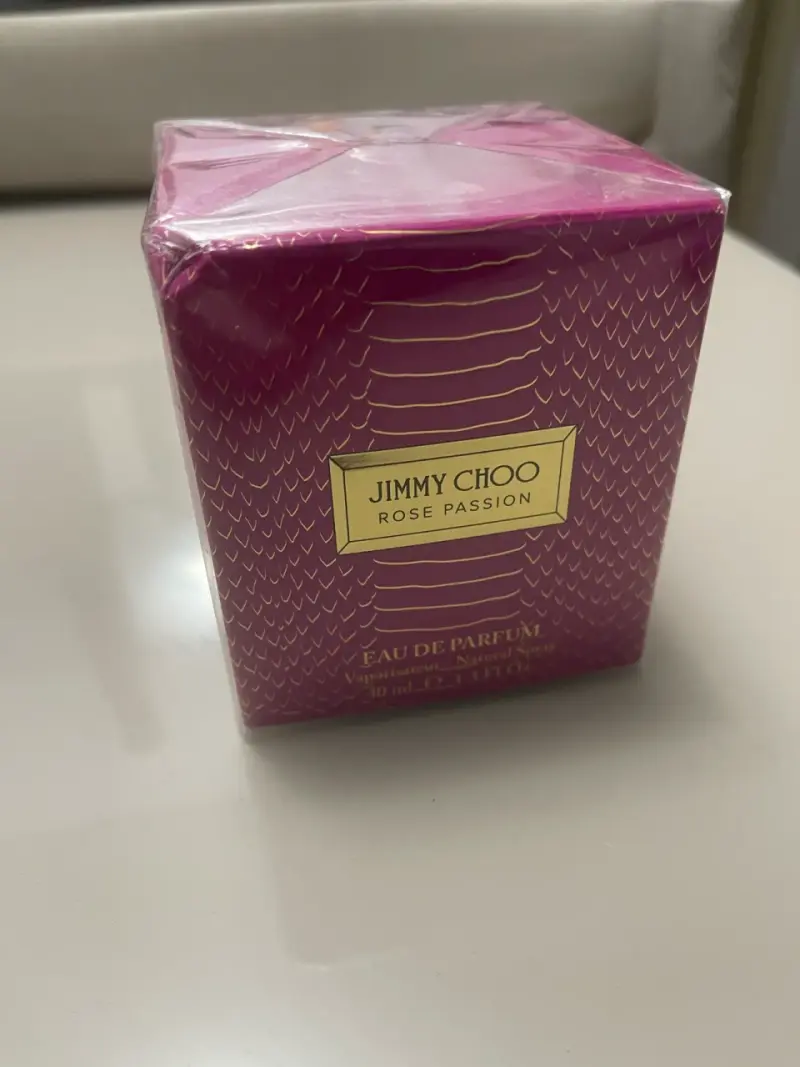 Perfume Jimmy Choo Rose Passion