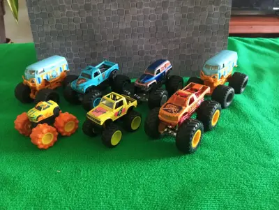 Colección de autos a escala - miniatura 2