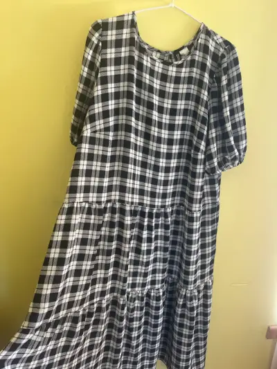 Vestido a cuadros blanco y negro H&M - miniatura 2