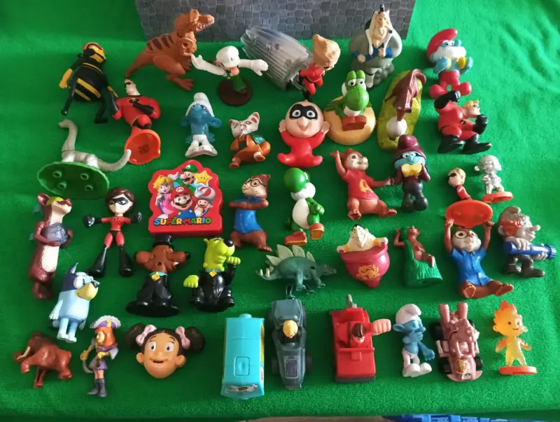 Set de peluches personajes famosos - 2