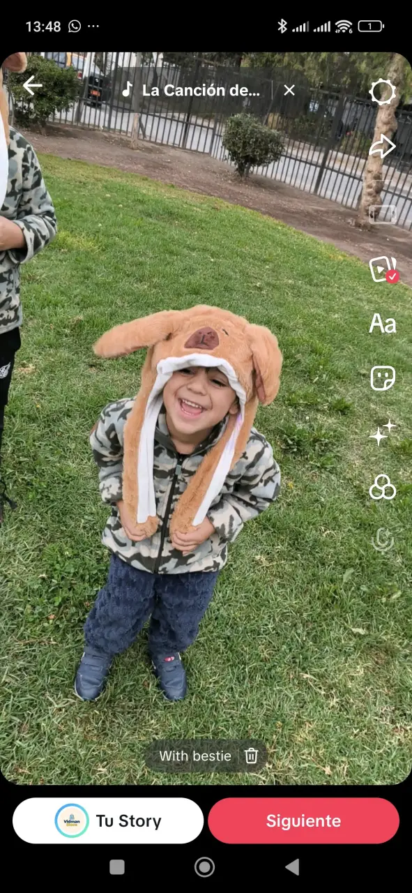 Gorro de peluche con orejas - 3