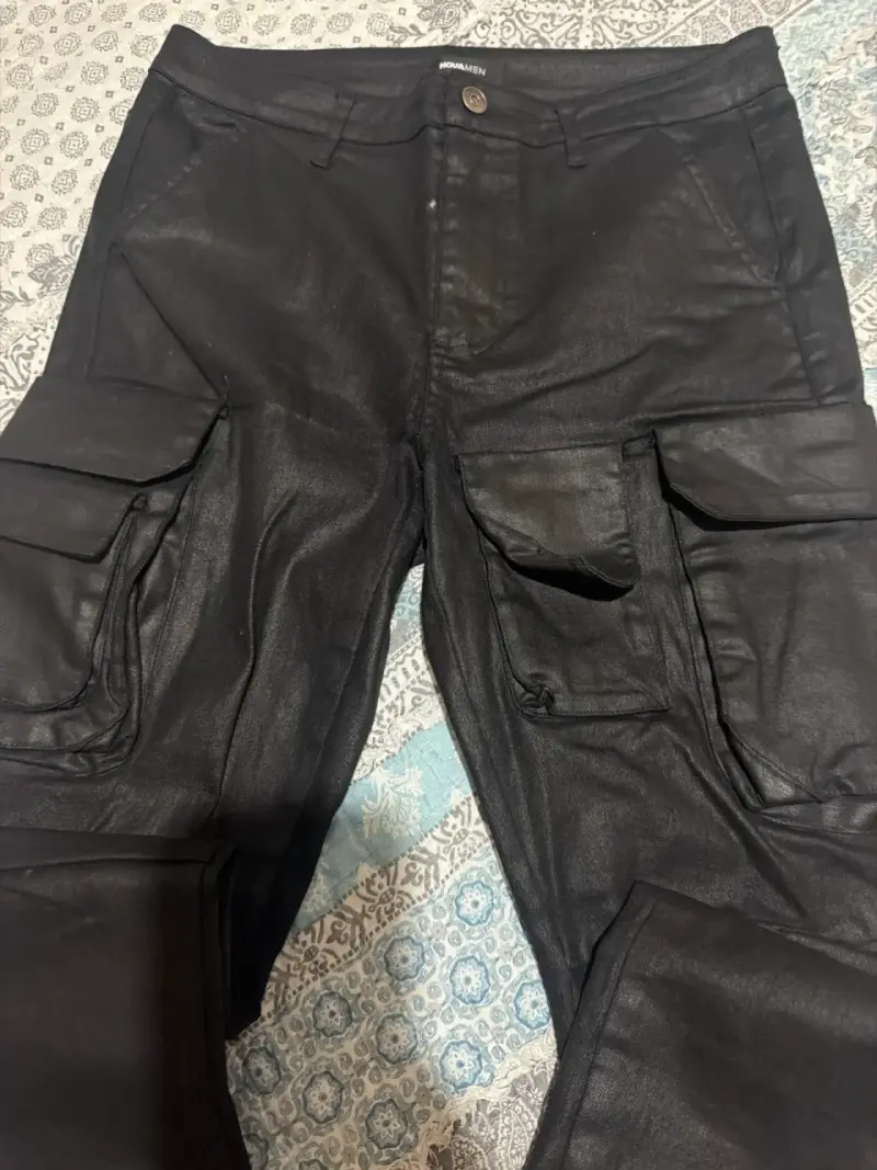 Pantalones cargo negros - 2