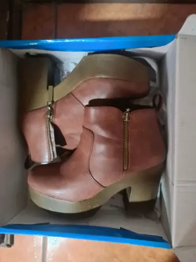 Botines de cuero marrón con taco - miniatura 1