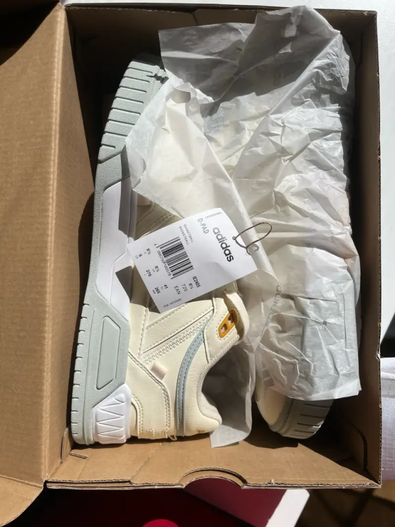 Zapatillas Adidas blancas nuevas