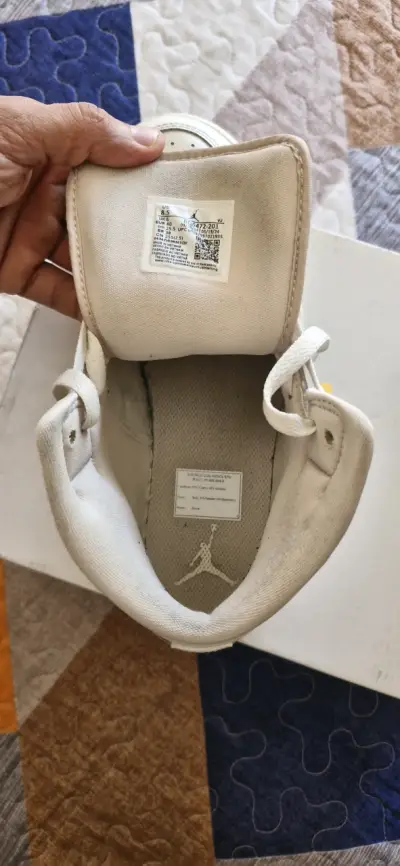 Zapatillaz jordan - miniatura 2