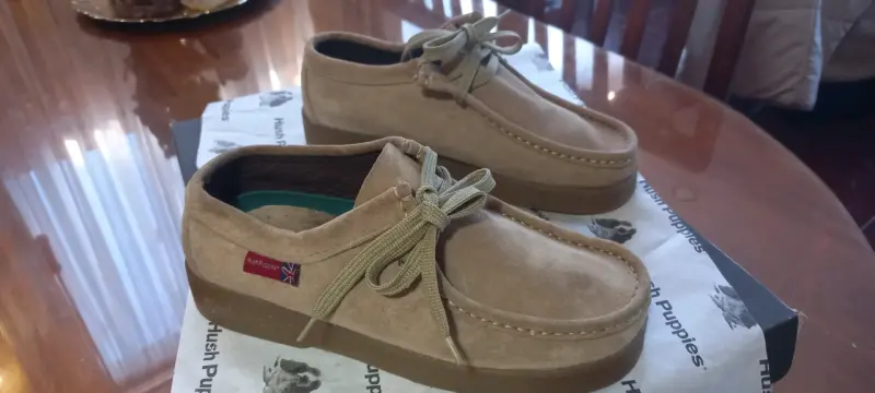 Zapatos beige Hush Puppies - 1