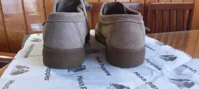 Zapatos beige Hush Puppies - miniatura 3