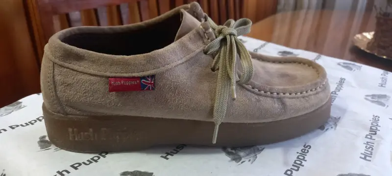 Zapatos beige Hush Puppies - 6