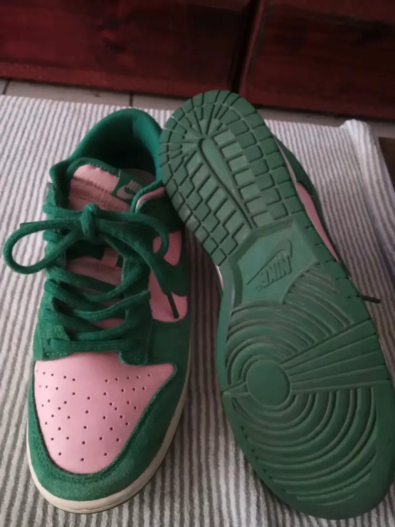 Zapatillas deportivas verde y rosado - 2