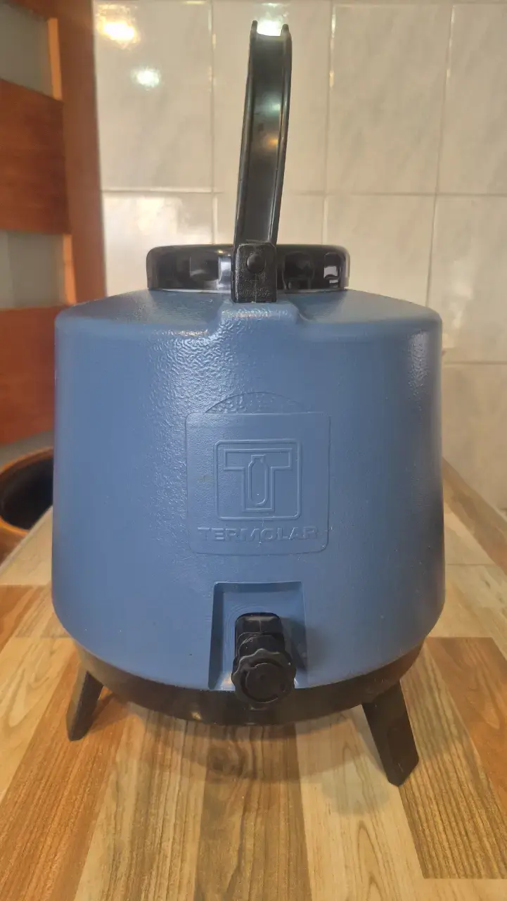Termo dispensador azul 6 lts