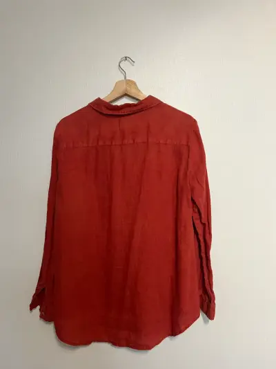 Camisa roja de lino/Umbrale - miniatura 2
