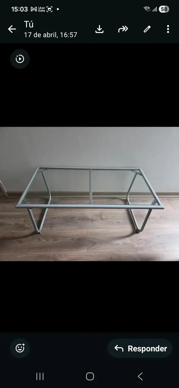 Mesa de centro de vidrio