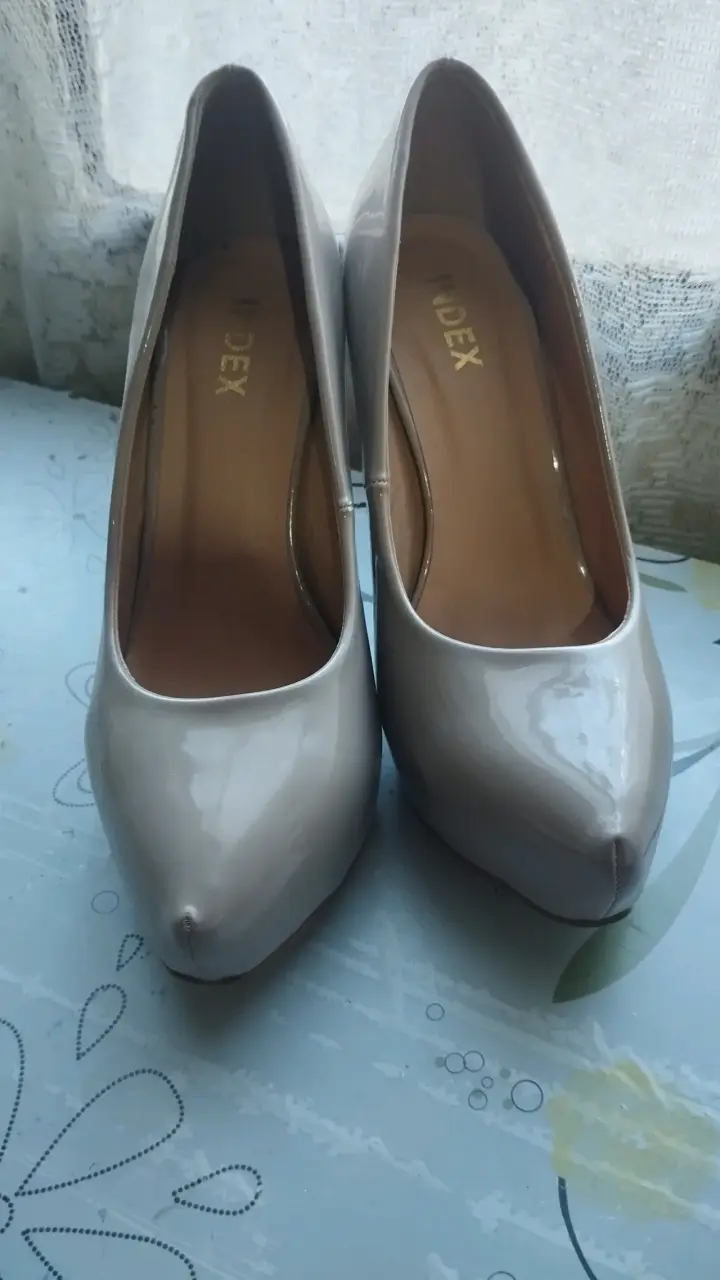 Zapatos de tacón beige Index