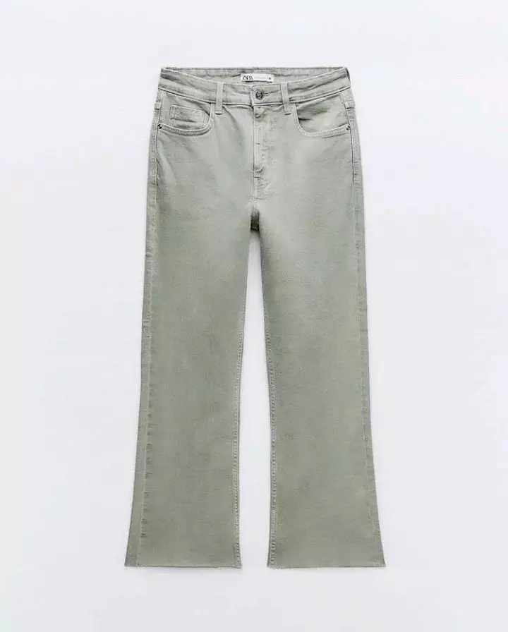 Jeans de mezclilla verde oliva