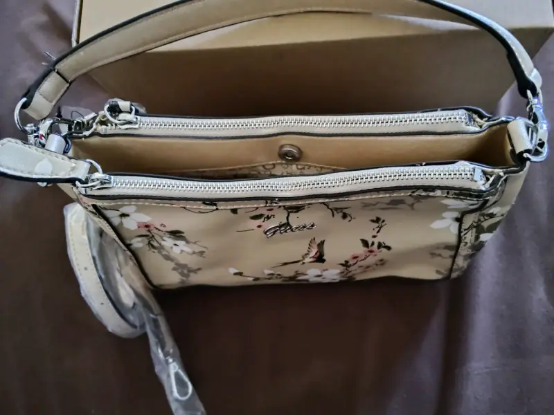 Cartera Guess floral beige - 2