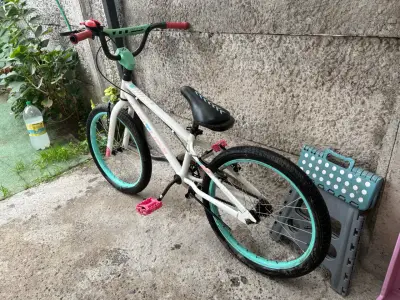 Bicicleta Altitude Aro 20 para niña - miniatura 2