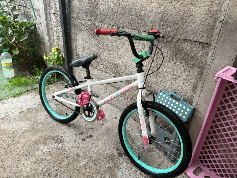 Bicicleta Altitude Aro 20 para niña - 4