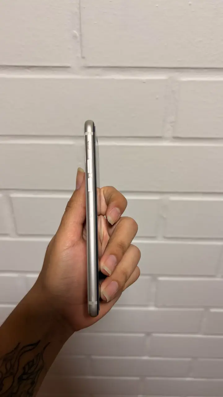iphone SE 2022 - 4