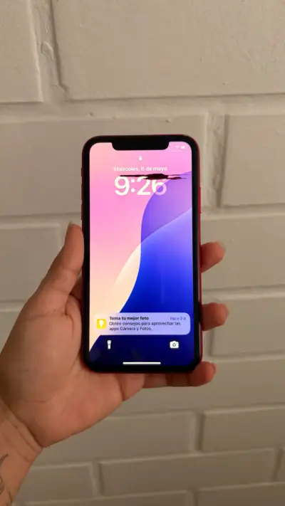 iphone 11 Rojo - miniatura 1