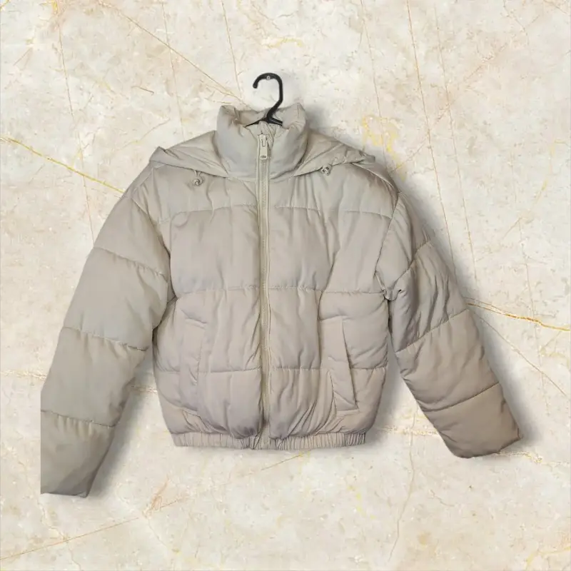 Chaqueta acolchada beige