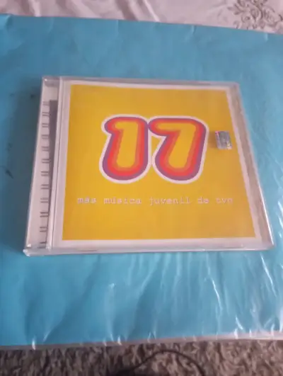 CD BSO "17" MÁS MÚSICA JUVENIL DE TVN (2005) - miniatura 1