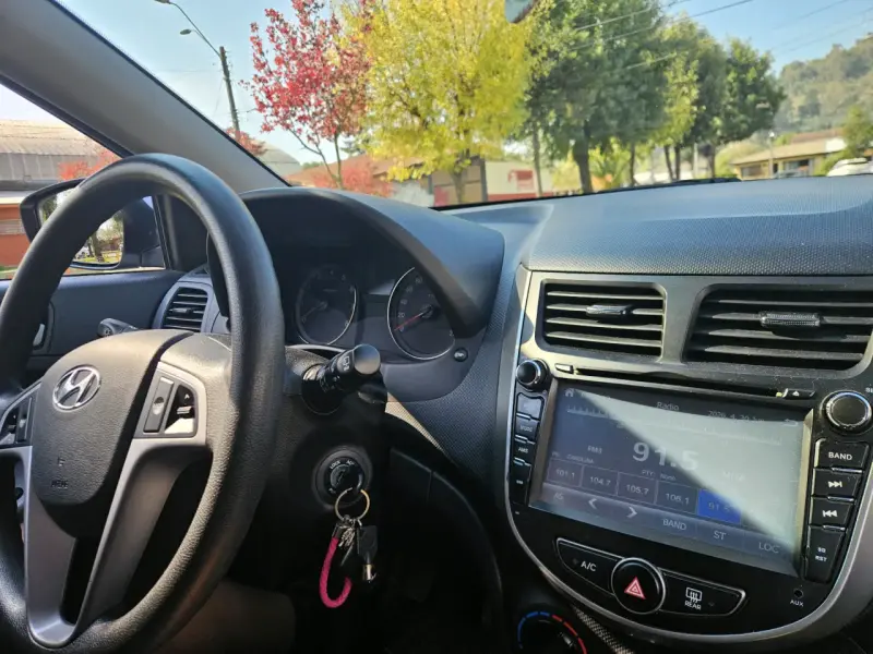 Hyundai accent 2017 - 4