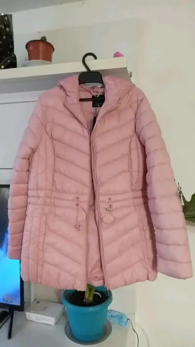 Chaqueta acolchada rosada - miniatura 1