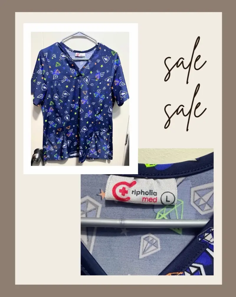 Polera médica Ripholia azul estampada