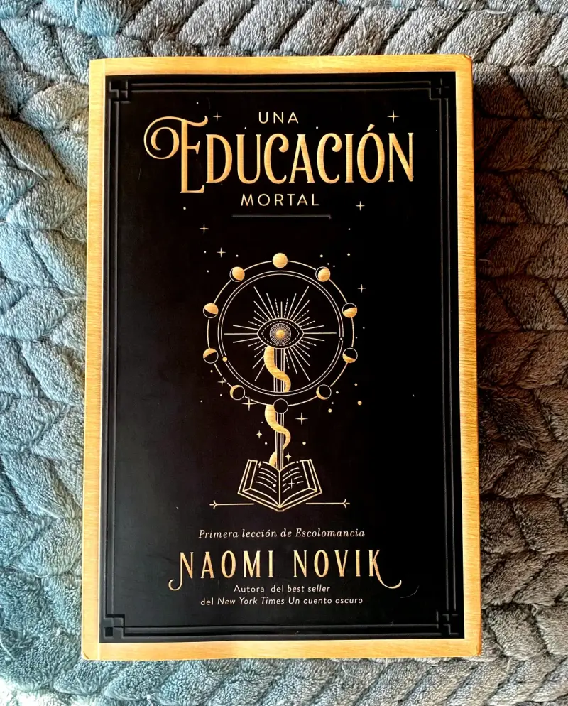 Libro 'Una educación mortal' de Naomi Novik