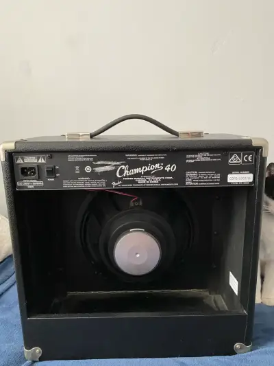 Amplificador Fender Champion 40 - miniatura 5