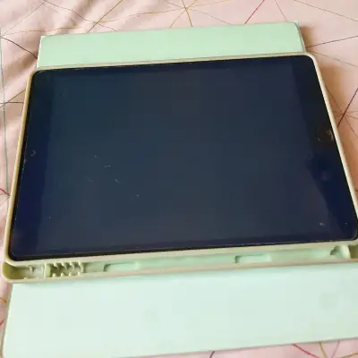 iPad 8va generación 32GB Wi-Fi - miniatura 4