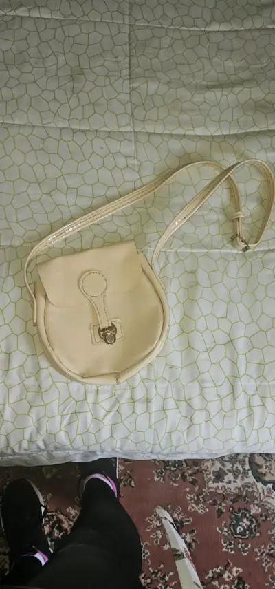 Cartera beige compacta - miniatura 1