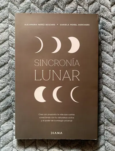 Libro Sincronía Lunar - miniatura 1