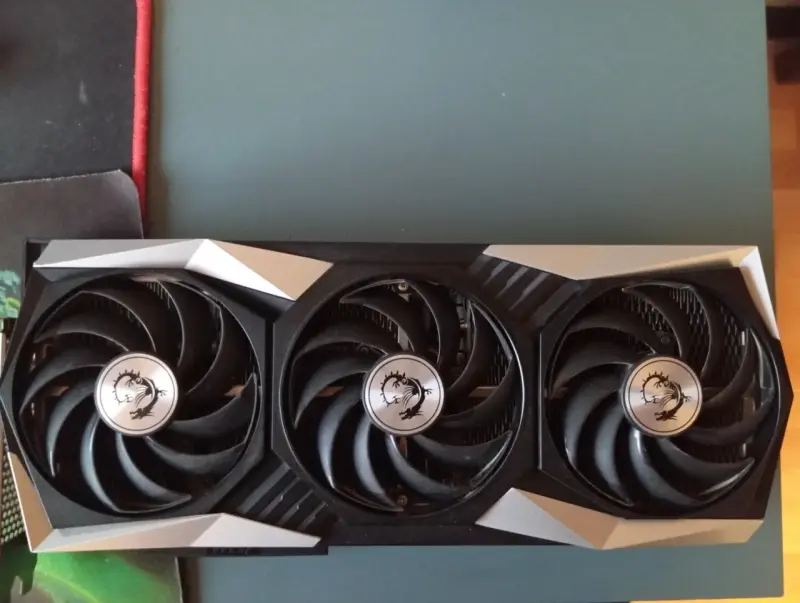 Tarjeta gráfica AMD Radeon RX 6800 XT 16GB - 2