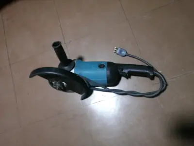 Esmeril angular Makita azul - miniatura 2
