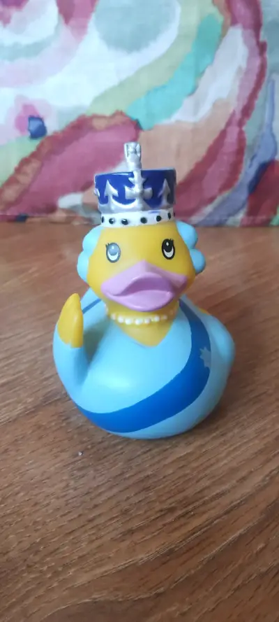 Pato de goma de Reina Isabel - miniatura 1