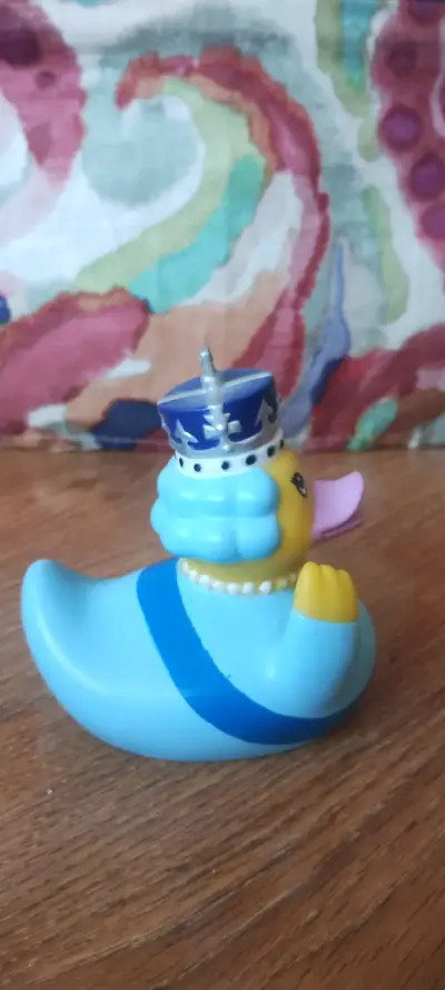 Pato de goma de Reina Isabel - miniatura 2