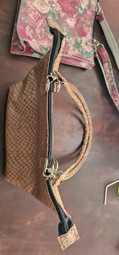 Cartera estampada floral - miniatura 3