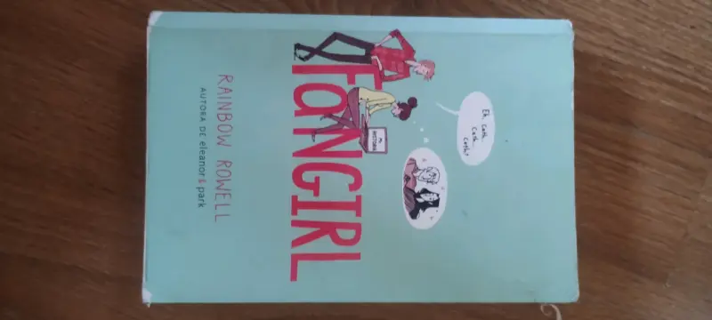 Libro Fangirl de Rainbow Rowell - 1