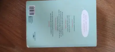 Libro Fangirl de Rainbow Rowell - miniatura 3