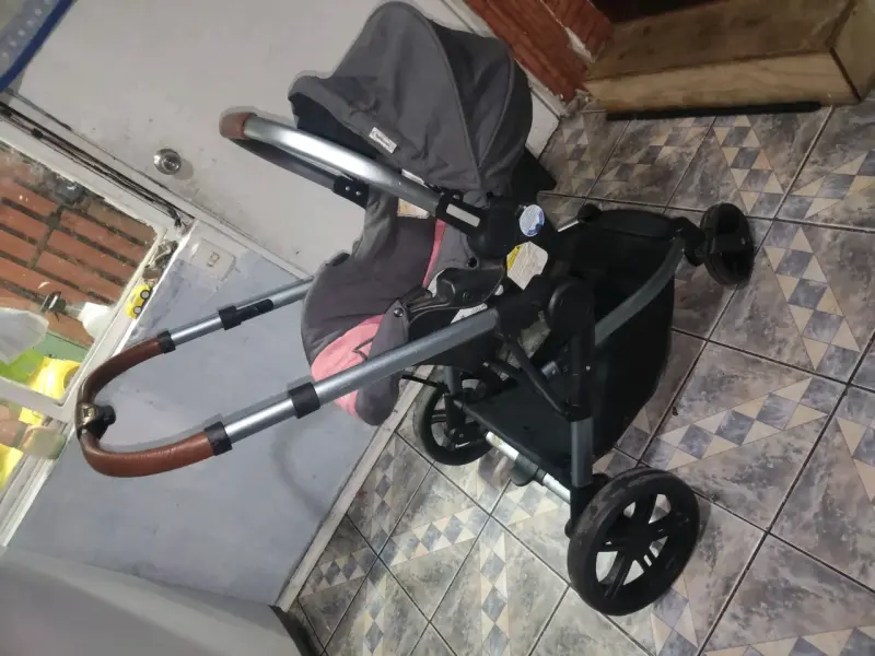 Coche de bebé rosado vendo coche pa bb - 5